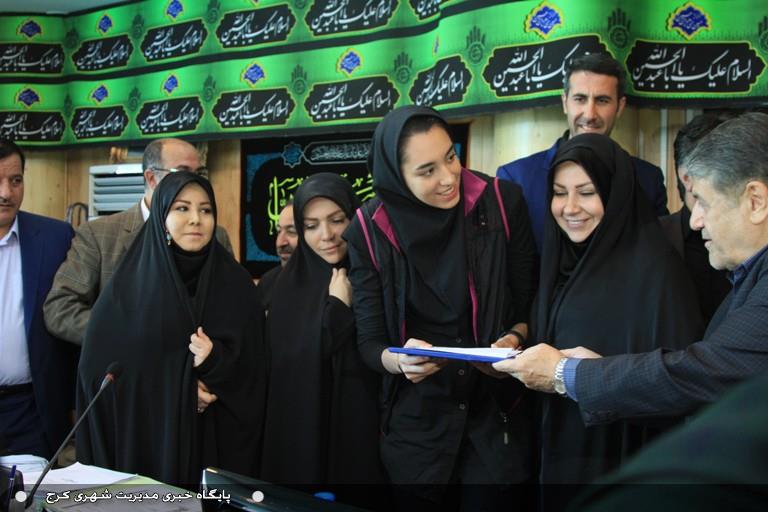 کیمیا علیزاده نام «کرج» را در دنیا پرآوازه ساخت / ترافیک قدردانی از دختر شایسته ایران